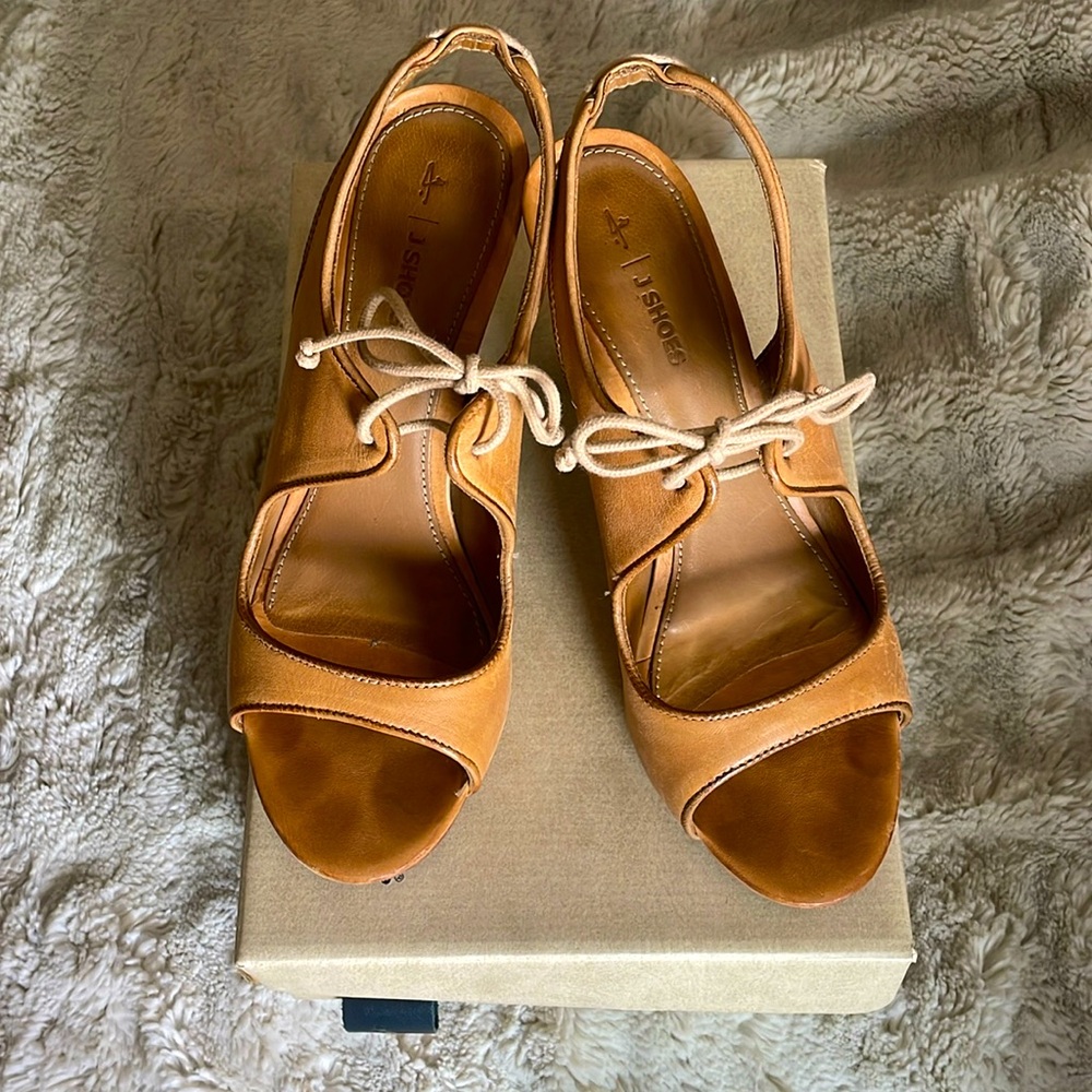 J Shoes tie up women’s cork heel, size 8 1/2